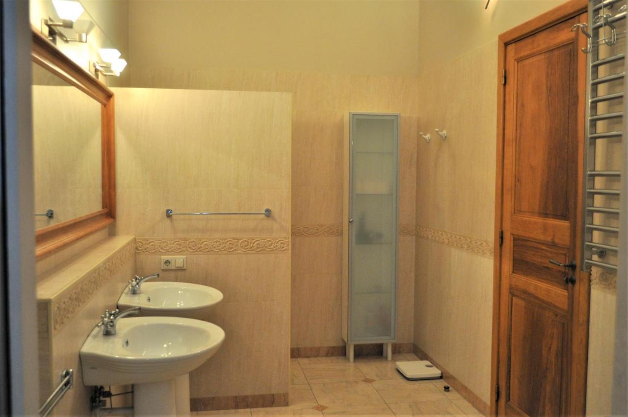 Great 144 Sq.M. Apartment In The Center Of Kiev Buitenkant foto